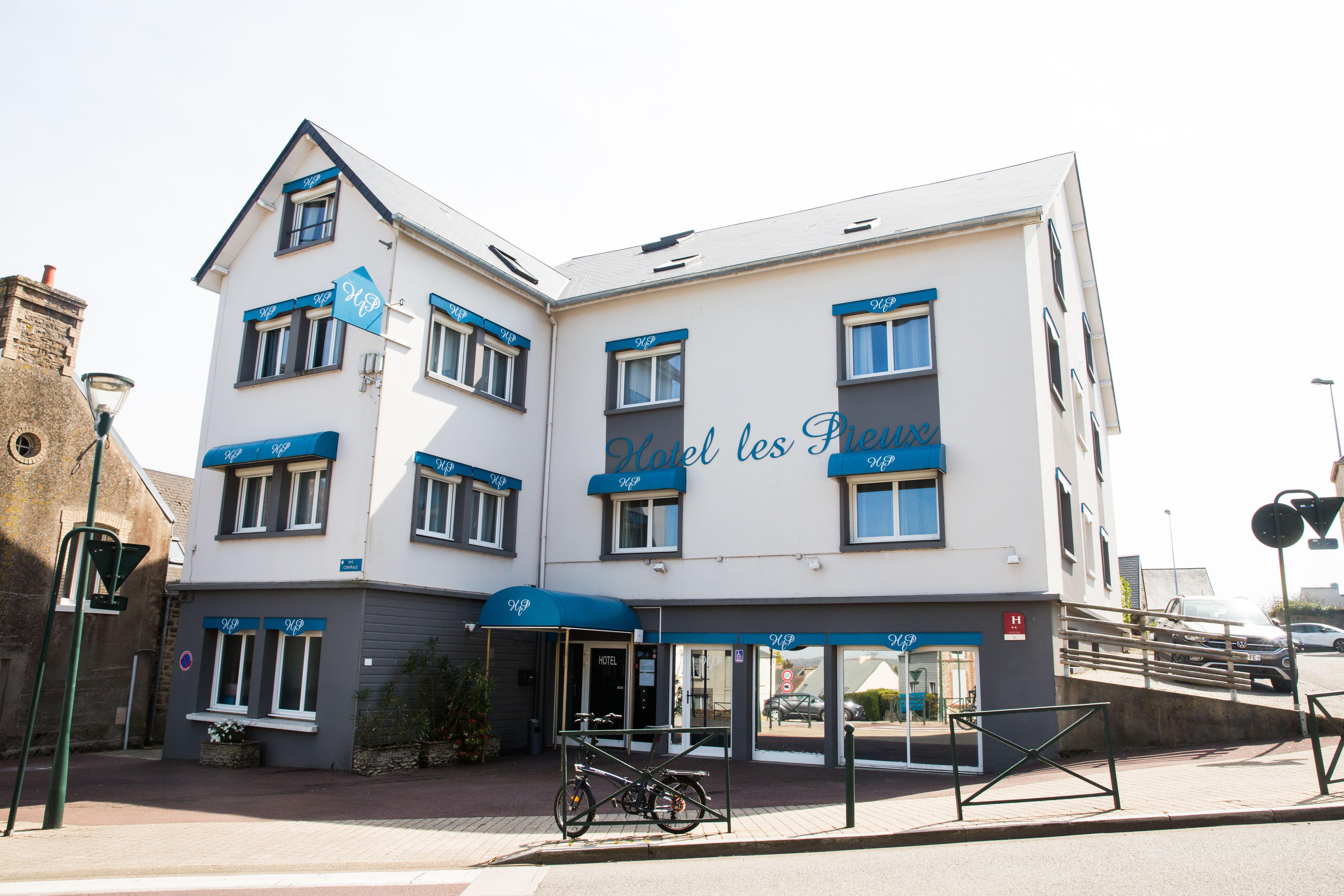 Hotel Les Pieux En Cotentin Exterior foto